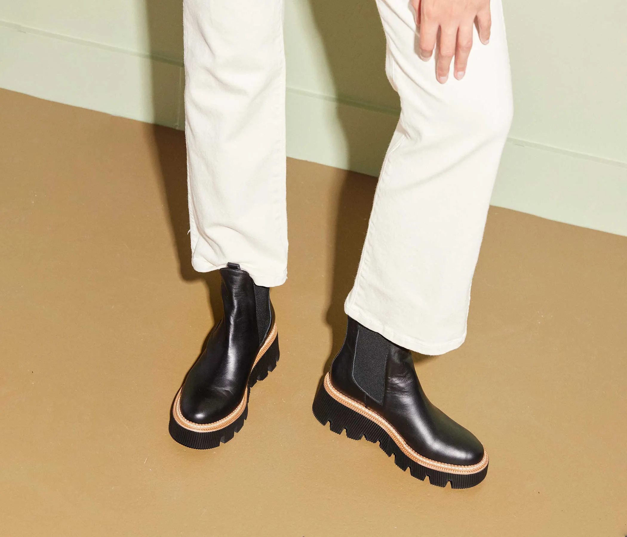 BESS LUG SOLE CHELSEA BOOT