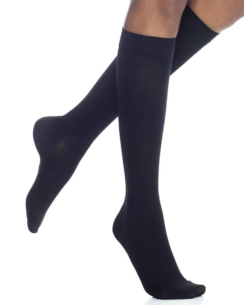 Dynaven Opaque Women's 30-40 mmHg Knee High w/ Silicone Grip Top