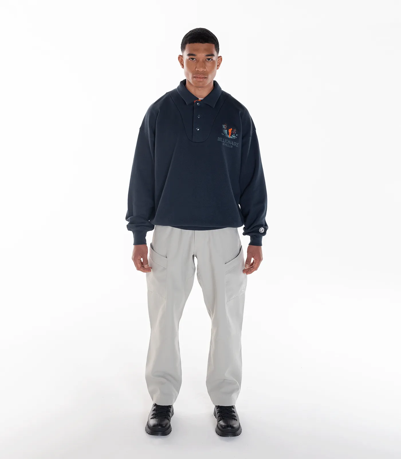 HIKING LOGO COLLARED SWEATSHIRT - NAVY